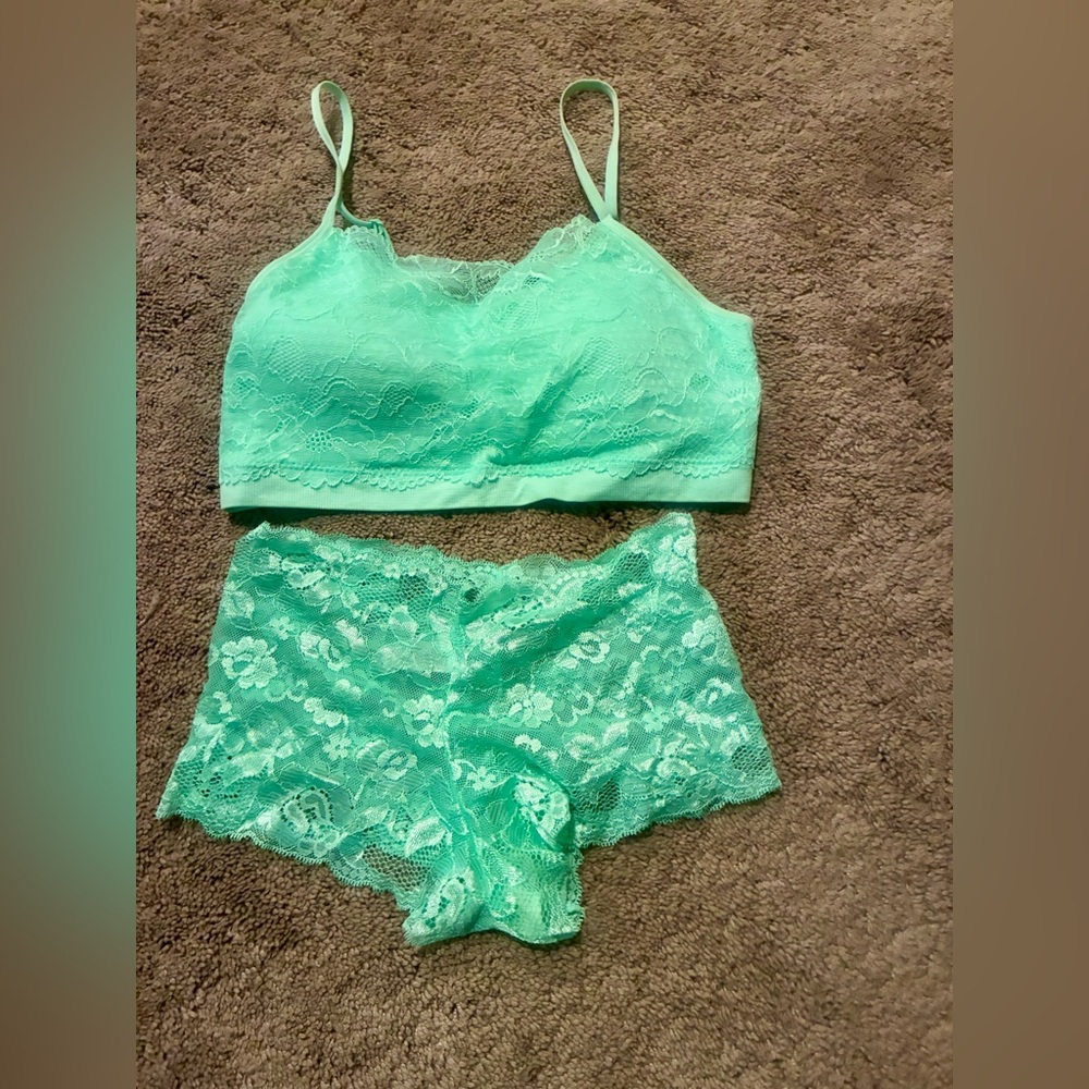 Lace Bralette and Panty Set - Mint Green